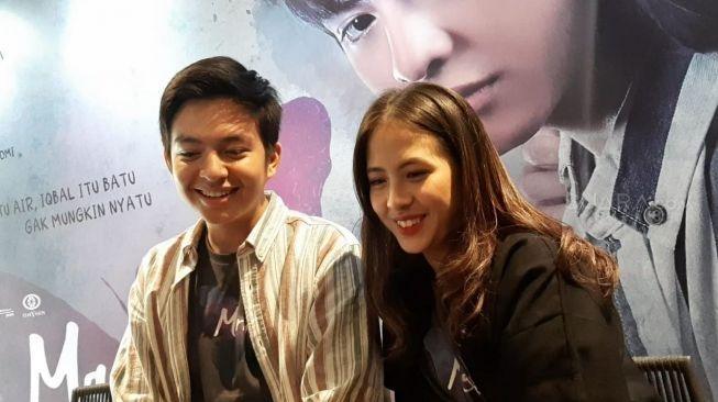 Angga Yunanda dan Adhisty Zara alias Zara JKT48. [Yuliani/Matamata.com]