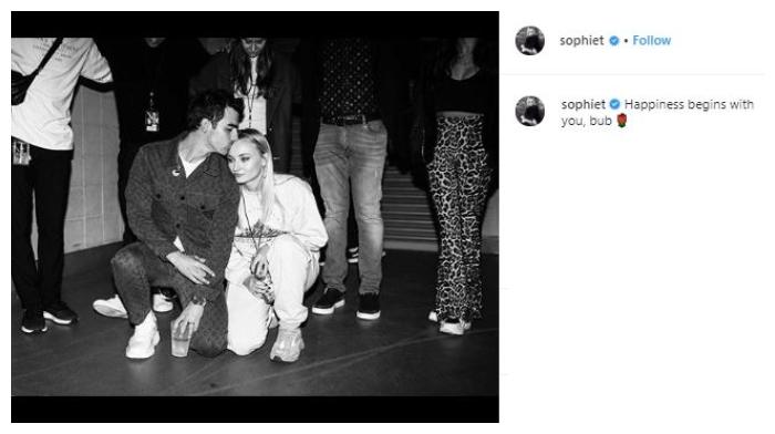 Joe Jonas dan Sophie Turner. (Instagram/@sophiet)