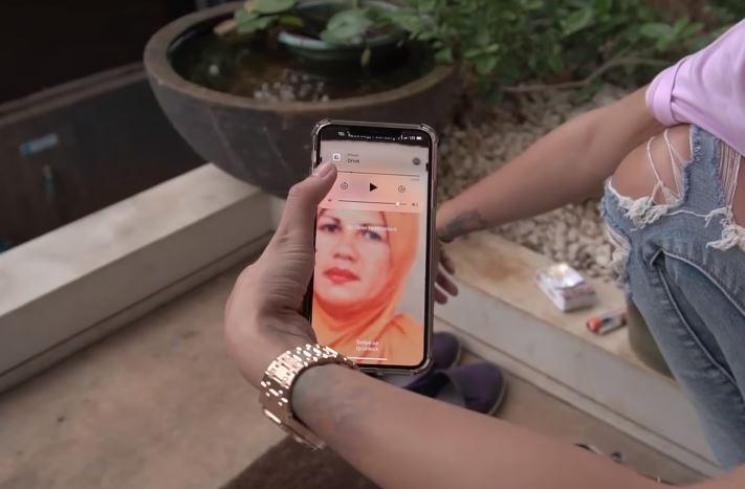 Paras cantik ibu Nikita Mirzani. (Youtube/JessicaIskandar)