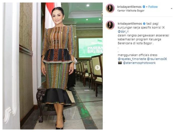 Krisdayanti saat kunjungan kerja. (Instagram/@krisdayantilemos)