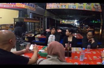 Alyssa Daguise di tengah keluarga Ahmad Dhani. (Youtube/VideoLegend)
