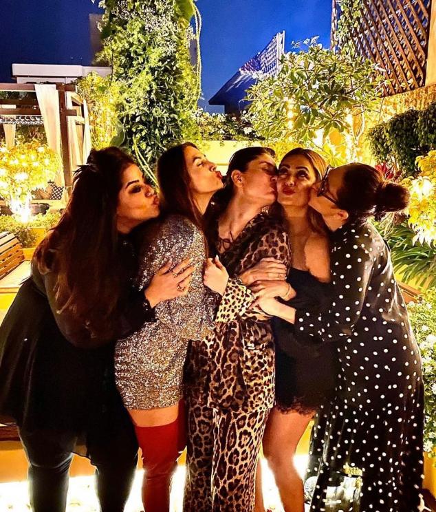 Kareena Kapoor dan Gengnya (Instagram/@malaikaaroraofficial)