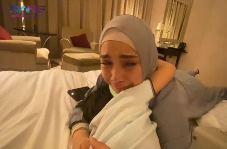 Nagita Slavina dan Rafathar. (Youtube/RANSEntertainment)