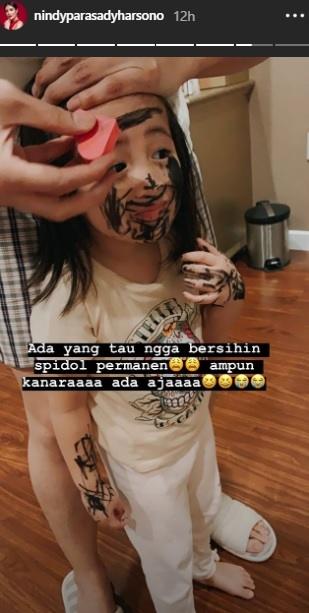Tingkah kocak anak Nindy Ayunda. (Instagram/@nindyparasadyharsono)