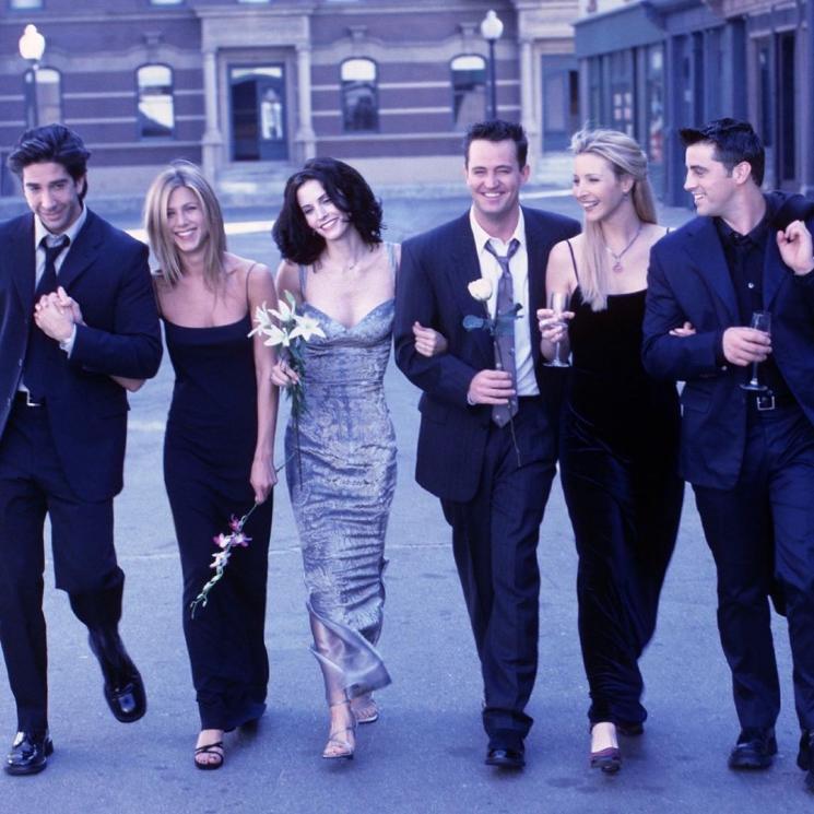 Friends (Instagram/@lisakudrow)