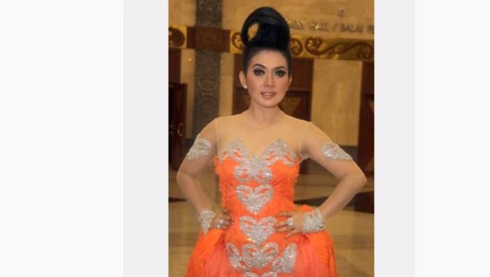 Transformasi Syahrini (YouTube/dwi chanel)