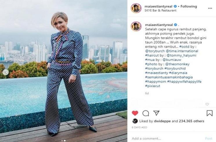Penampilan Maia Estianty usai potong rambut bondol (Instagram @maiaestiantyreal)