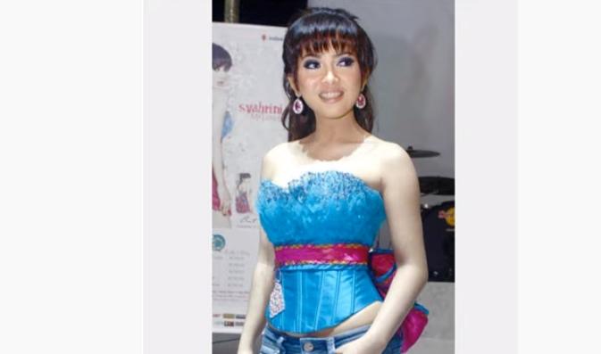 Transformasi Syahrini (YouTube/dwi chanel)
