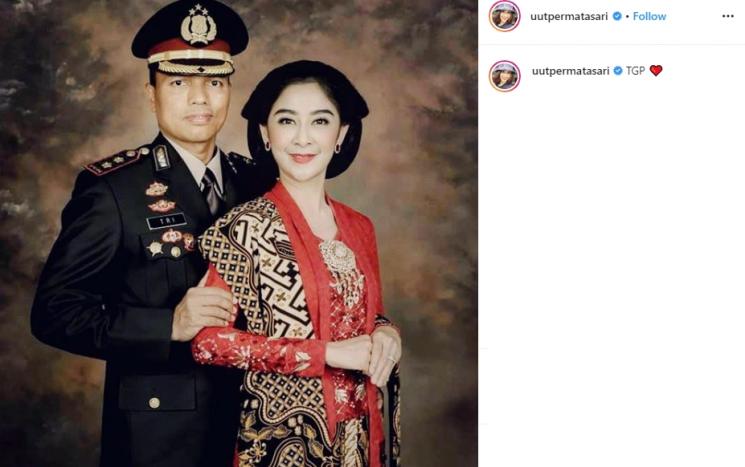 Potret harmonis keluarga Uut Permatasari (Instagram/@uutpermatasari)