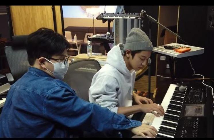 Chanyeol EXO. (Youtube/NNG)
