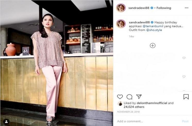 Sandra Dewi (Instagram @sandradewi88)
