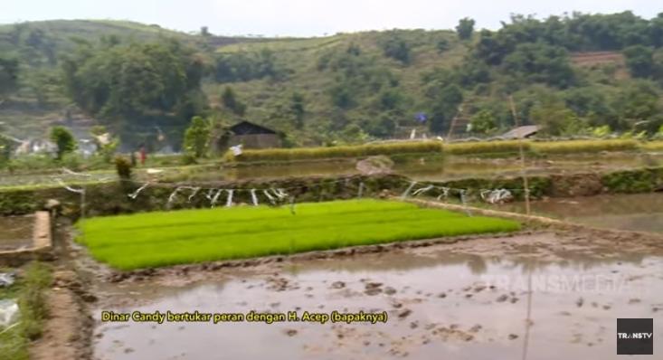 Penampakan rumah Dinar Candy (YouTube/TRANS TV Official)