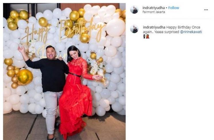 Ririn Ekawati dan asisten. (Instagram/@indratriyudha)