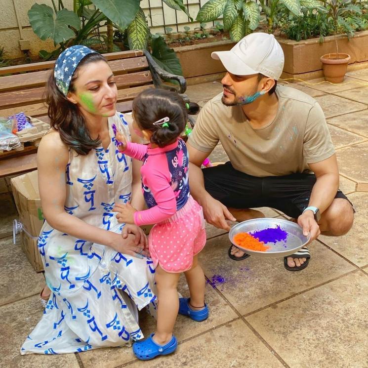 Soha Ali Khan, Kunal Kemmu dan Naumi Inaaya Kemmu (Instagram/@sakpataudi)