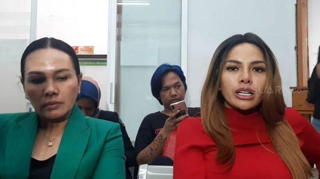 Nikita Mirzani dan Fitri Salhuteru (MataMata.com/Yuliani)