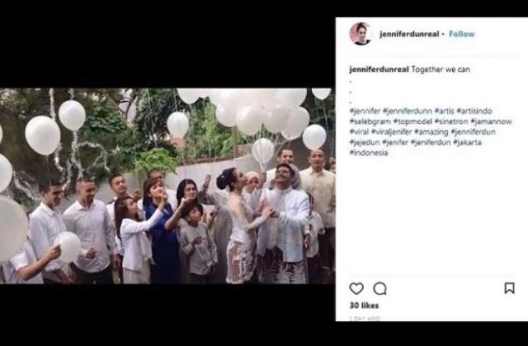 Pernikahan Jennifer Dunn dan Bobby Michael. (Youtube/KotakTube)