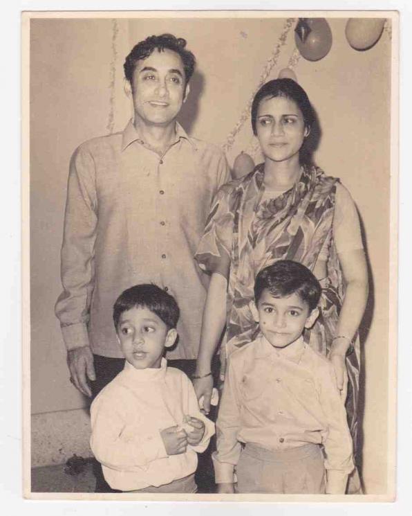 Potret masa kecil Aamir Khan (Instagram/@_aamirkhan)