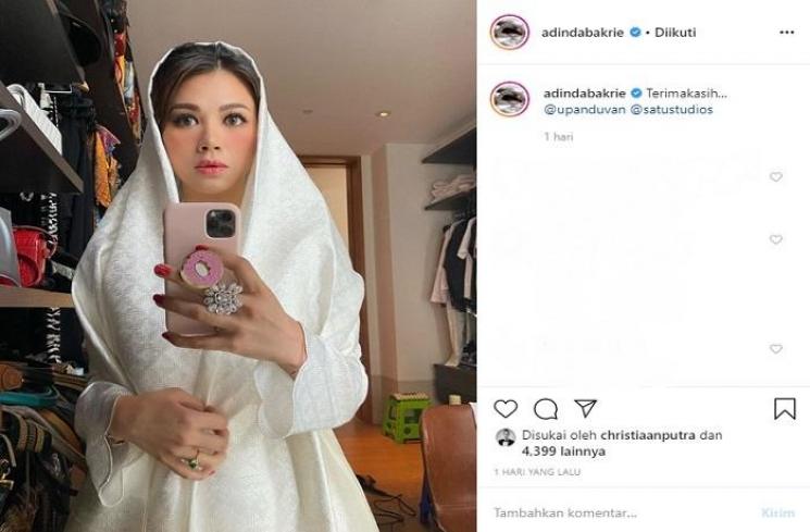 Momen pengajian Adinda Bakrie (Instagram @adindabakrie)