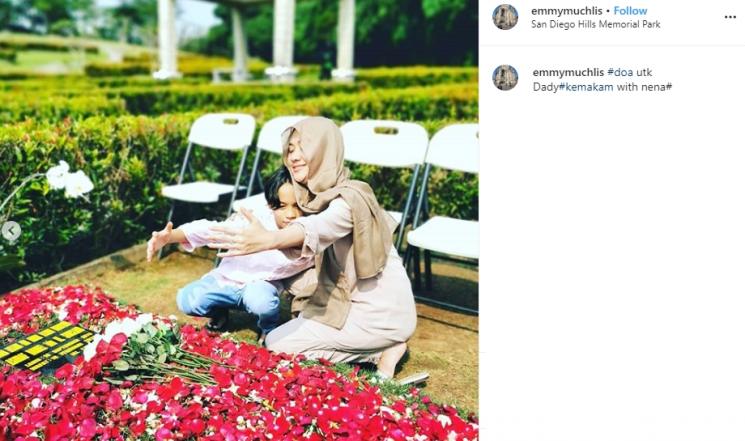 Bunga Citra Lestari dan Noah Sinclair (Instagram/@emmymuchlis)