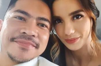 5 Potret Seksi Sheila Marcia saat Foto Maternity Anak Keempat