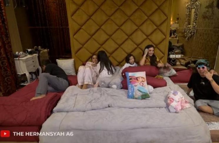Atta Halilintar dan Anang Hermansyah (YouTube/The Hermansyah A6)