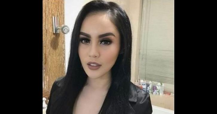 Jennifer Dunn (YouTube/Tahi Lalat)