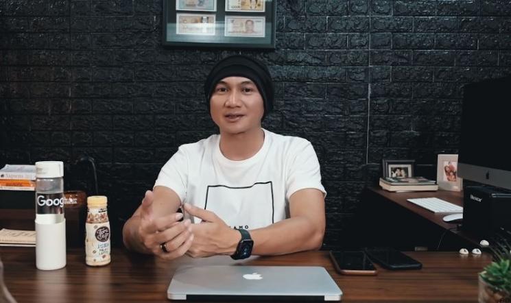 Anji unfollow Ria Ricis. (Youtube/duniamanji)