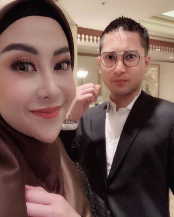 Detri Warmanto dan istri (Instagram/@detriwarmanto)