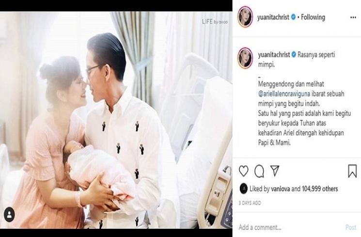 Yuanita Christiani momong anak (Instagram @yuanitachrist)