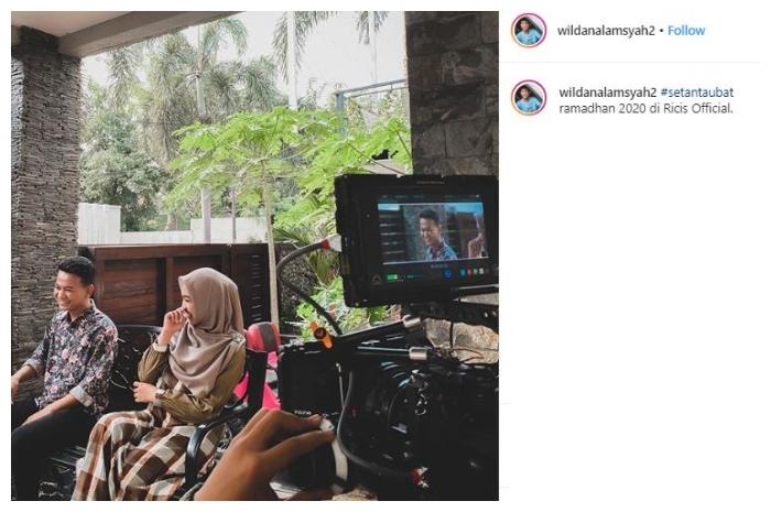 Ria Ricis syuting. (Instagram/@wildanalamsyah2)