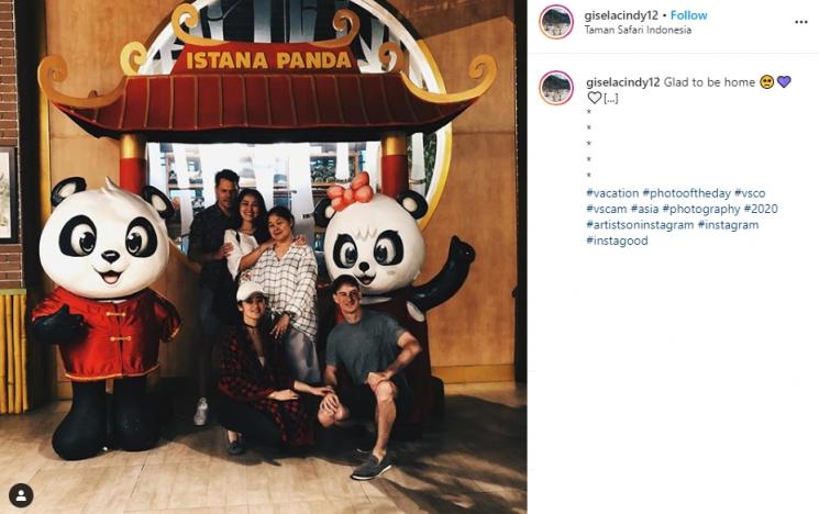 Momen pulang kampung Gisela Cindy (Instagram/@giselacindy12)