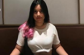 5 Potret Andleeb Rishi, Adik Angbeen Rishi yang Tak Kalah Memesona