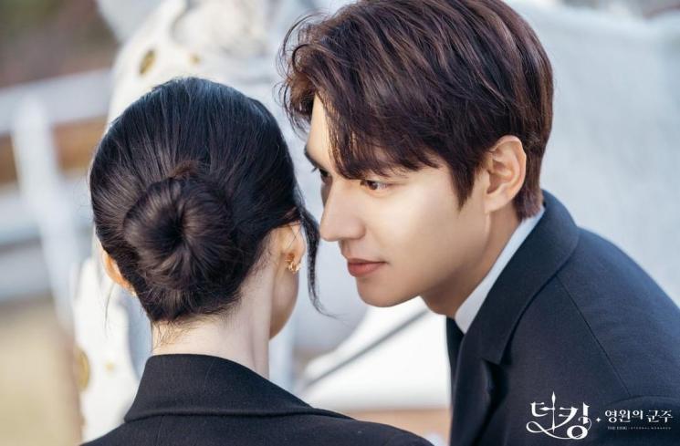 Potongan trailer drama terbaru Lee Min Ho. (Instagram/@sbsdrama.official)