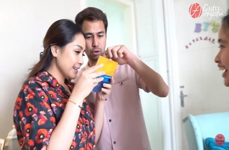 Raffi Ahmad kaget lihat tabungan Nagita Slavina (Tangkapan layar YouTube channel Gritte Agatha)