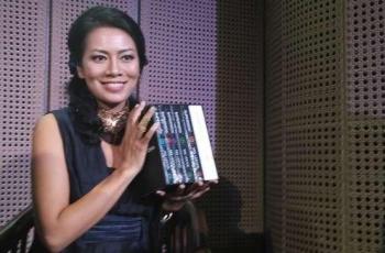 Kecam Aksi Penyebaran PDF Buku Ilegal, Dewi Lestari: Merampas Hak Ekonomi