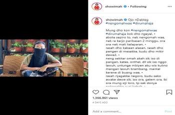 Gaya Soimah berjemur (Instagram @showimah)