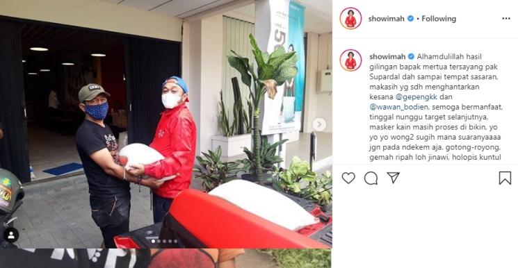 Penyaluran bantuan Soimah (Instagram/@showimah)