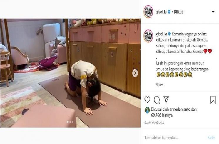 Gempita Nora Marten sedang yoga (Instagram @gisel_la)