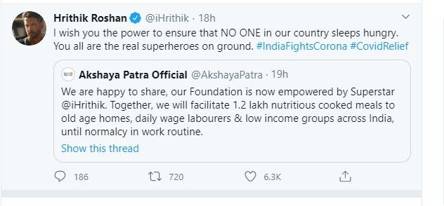 Hrithik Roshan sumbang makanan (Twitter/@iHrithik)
