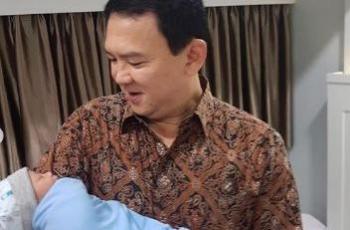 Masuk Usia 3 Bulan, 3 Potret Bayi Ahok dan Puput Nastiti Devi yang Gemesin!