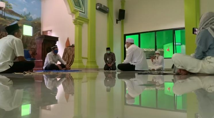 Cita Citata dan Roy Geurts (YouTube/Cita Citata)