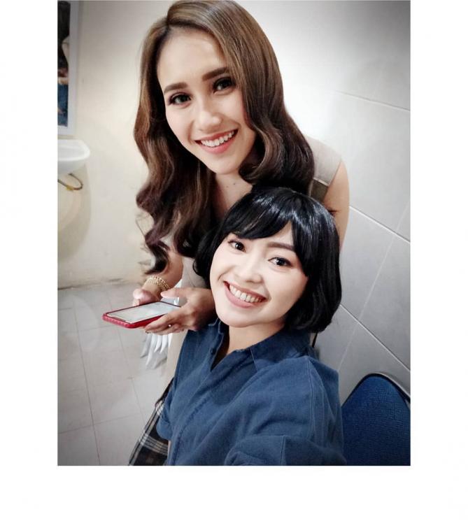 Mpok Alpa dan Ayu Ting Ting (Instagram/@nina_mpokalpa)