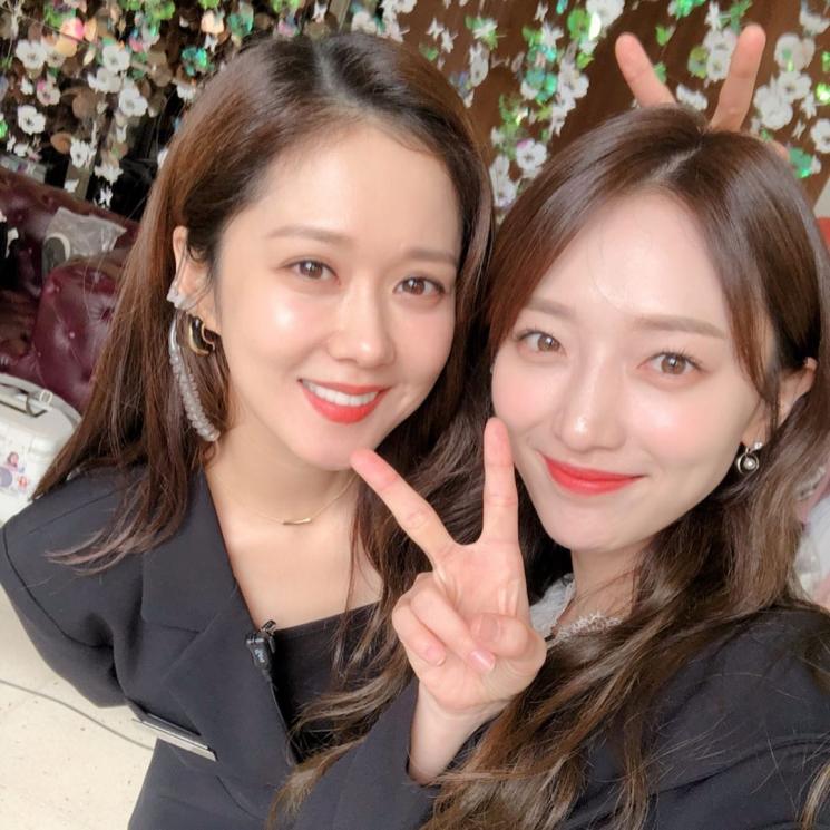 Pyo Ye Jin dan Jang Nara (Instagram/@yjiinp)