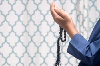 Begini Bacaan Niat dan Tata Cara Salat Tarawih Sendiri di Rumah