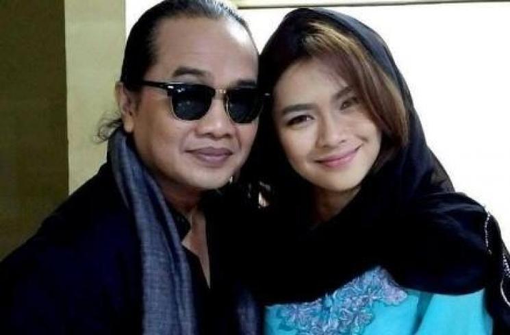 Musisi Deddy Dhukun (Kiri). [Instagram]