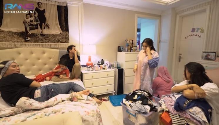 Kiano dapat baju bekas Rafathar, Baim Wong malu. (Youtube/RANSEntertainment)