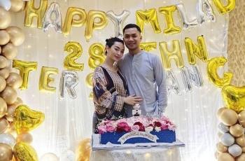 Hamil Muda, 3 Potret Gemas Zaskia Gotik Ekspos Perut Buncit