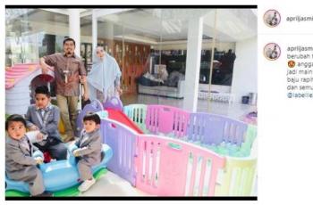 Rumah Ustaz Solmed dan April Jasmine. (Instagram/@apriljasmine85)
