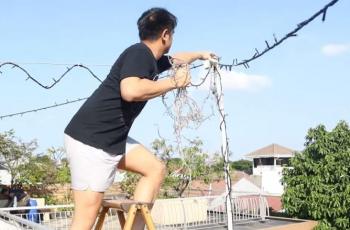 Surprise Anniversary Jennifer Jill dan Ajun Perwira. (Youtube/JenjunFamily)