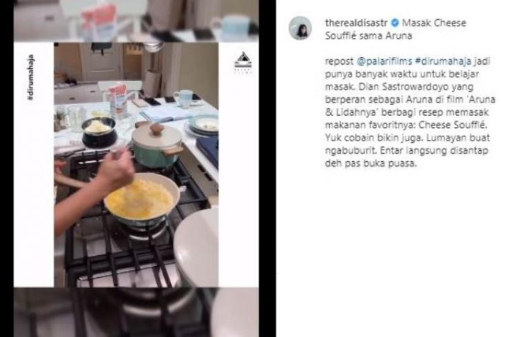 Resep Cheese Souffle ala Dian Sastrowardoyo. (Instagram/@therealdisastr)